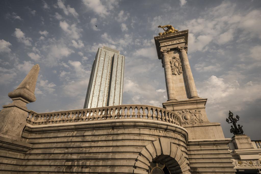 Four Seasons Hotel Tianjin Exterior photo